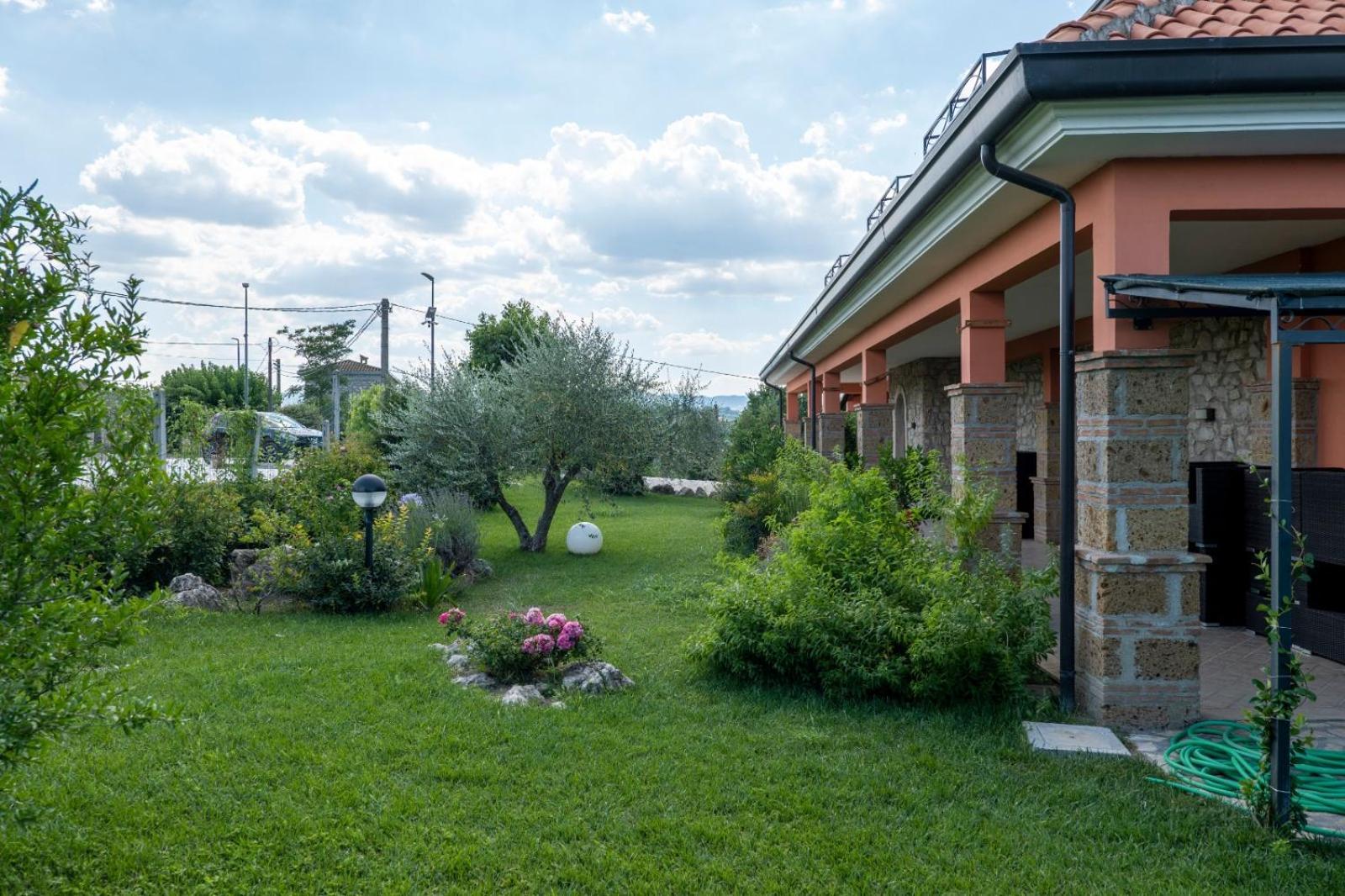 Azienda Agricola Ponterotto Mirabella Eclano Exterior photo