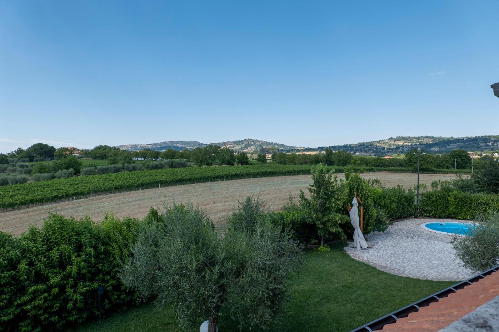 Azienda Agricola Ponterotto Mirabella Eclano Exterior photo